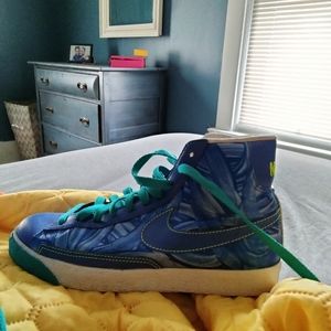 Women's Nike High Tops 7